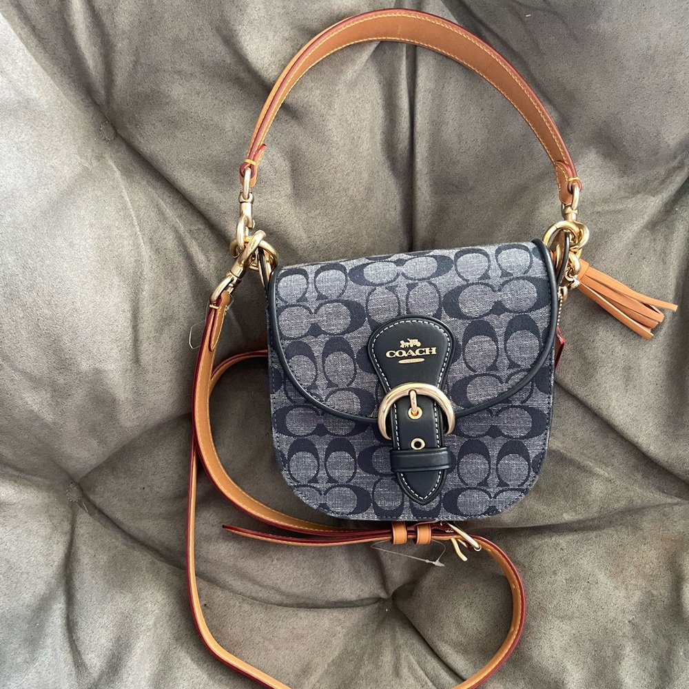 KLEO SHOULDER BAG 17 IN SIGNATURE CHAMBRAY (denim coach shoulder/crossbody bag)